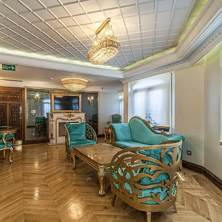 Charming In Historic Mansion In Beylerbeyi * Κωνσταντινούπολη