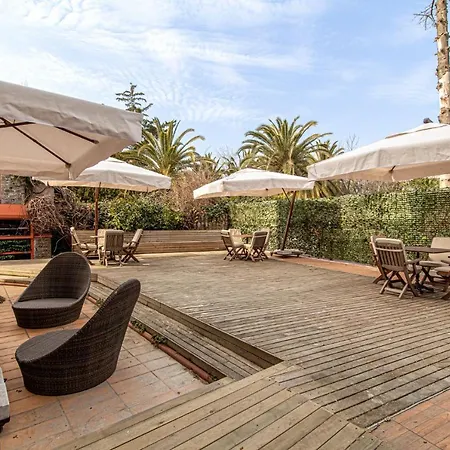 Charming In Historic Mansion In Beylerbeyi